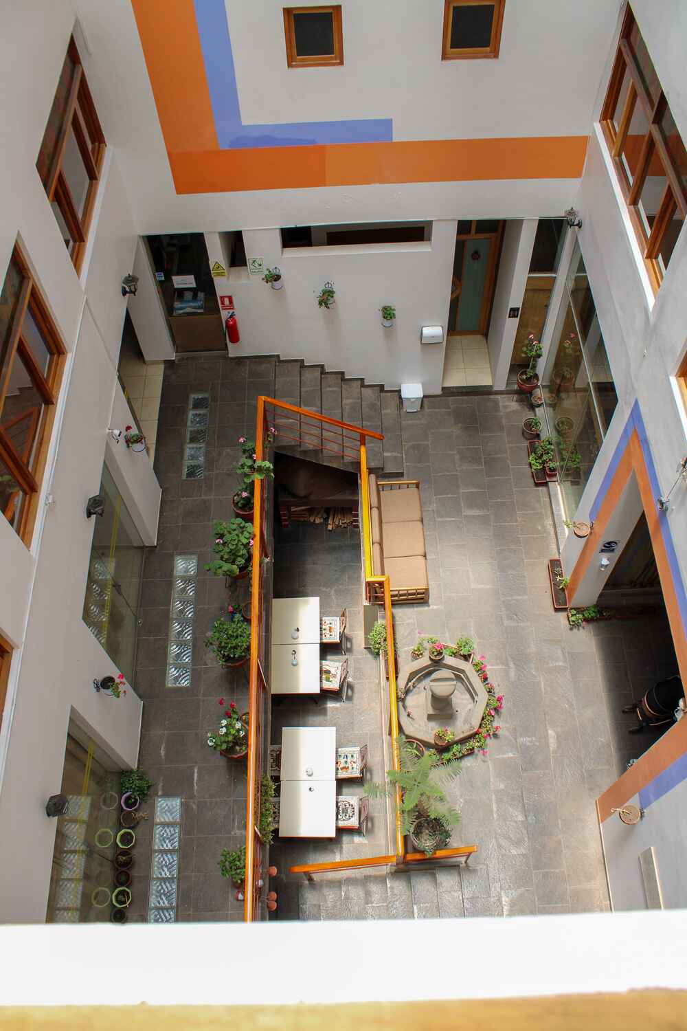 hotel-intiqa-puno-peru-estar-vista-aerea